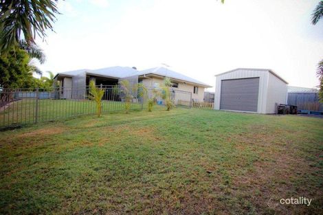 Property photo of 2 Shamic Court Eimeo QLD 4740