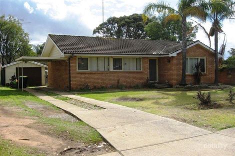 Property photo of 5 Jacaranda Avenue Bradbury NSW 2560