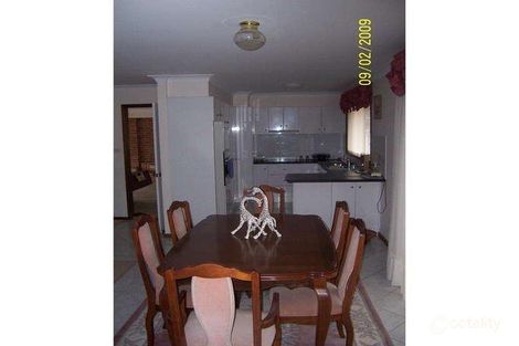 Property photo of 48 Sheraton Circuit Bomaderry NSW 2541