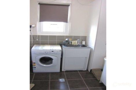 Property photo of 10 West Avenue Queanbeyan NSW 2620
