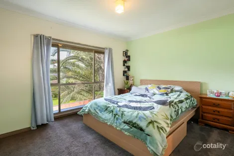 Property photo of 8 Hurricane Drive Raby NSW 2566