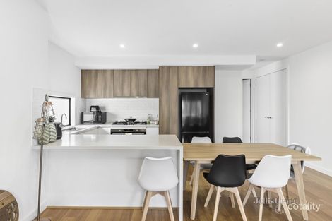 Property photo of 10/6 Leura Street Doncaster East VIC 3109