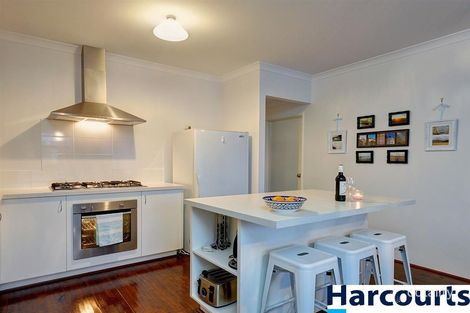 Property photo of 15 Micrantha Way Banksia Grove WA 6031