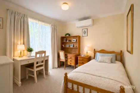 Property photo of 64 Laricina Circuit Forest Lake QLD 4078