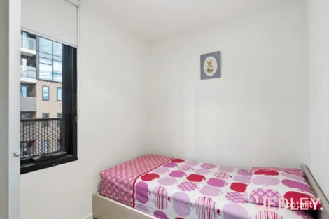 Property photo of 711/243-263 Franklin Street Melbourne VIC 3000