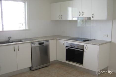 Property photo of 30 Walnut Street Wynnum QLD 4178