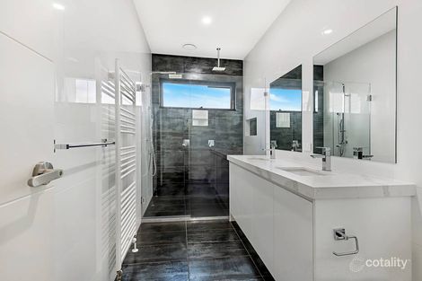 Property photo of 8A Biscop Road Moorabbin VIC 3189