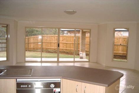 Property photo of 14 Daisy Place Doolandella QLD 4077
