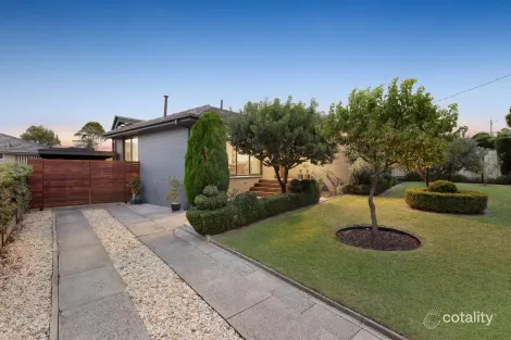 17 Monash Cres, Clayton South, VIC 3169