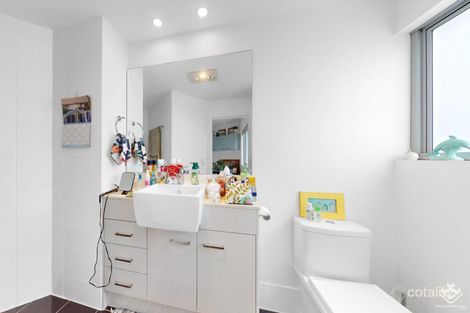 Property photo of 14 Montrose Road Taringa QLD 4068