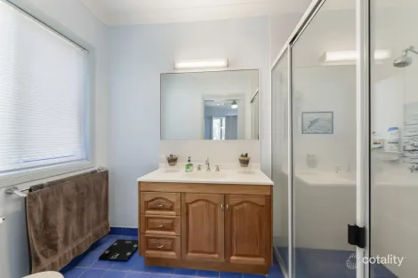 Property photo of 23 Royal Boulevard Moore Park Beach QLD 4670