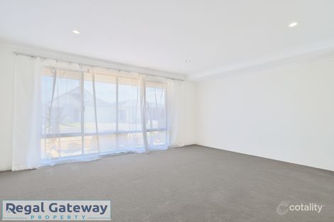 Property photo of 7 London Link Aubin Grove WA 6164