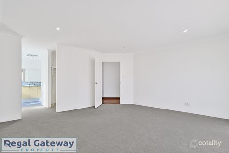 Property photo of 7 London Link Aubin Grove WA 6164