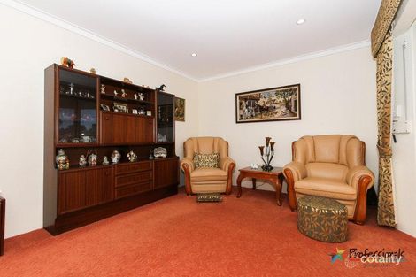 Property photo of 33 Azelia Street Alexander Heights WA 6064