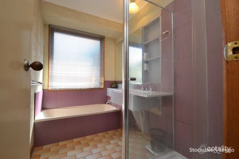 Property photo of 2 Opie Road Deer Park VIC 3023