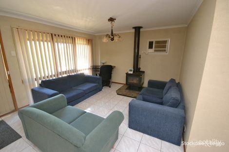 Property photo of 2 Opie Road Deer Park VIC 3023