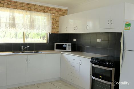 Property photo of 2/25 Baker Street Emerald QLD 4720