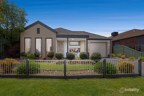 3 Silky Oak St, Pakenham, VIC 3810