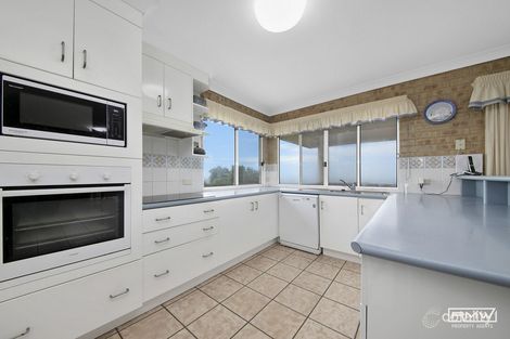Property photo of 9 Yearsley Grove Pacific Heights QLD 4703