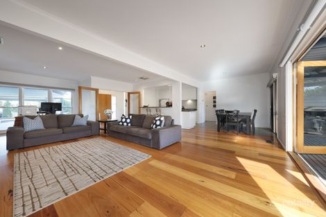 Property photo of 23 Selworthy Avenue Oakleigh South VIC 3167