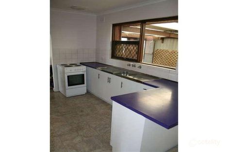 Property photo of 51 Harold Lea Way Hackham SA 5163