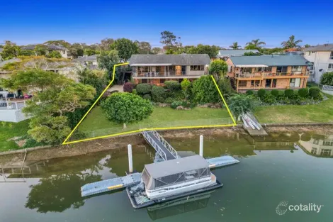 1 Kestrel Cl, Benowa, QLD 4217