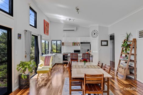 Property photo of 8 Fawngrove Drive Glenvale QLD 4350