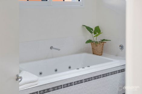 Property photo of 5 Rushcutter Avenue Oxenford QLD 4210