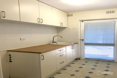 Property photo of 13 Barker Place Karrinyup WA 6018