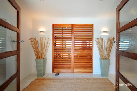 Property photo of 40 Sailaway Street Mermaid Waters QLD 4218