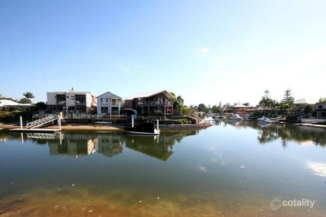 15 Vespa Cres, Surfers Paradise, QLD 4217