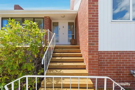 Property photo of 11 Tilanbi Street Howrah TAS 7018