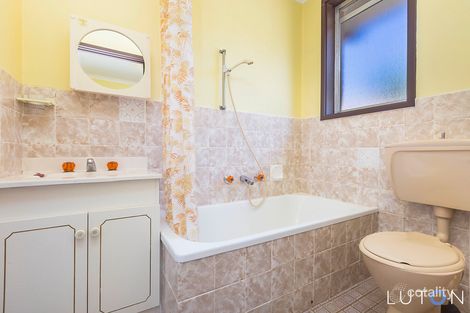 Property photo of 28 Solomon Crescent Latham ACT 2615