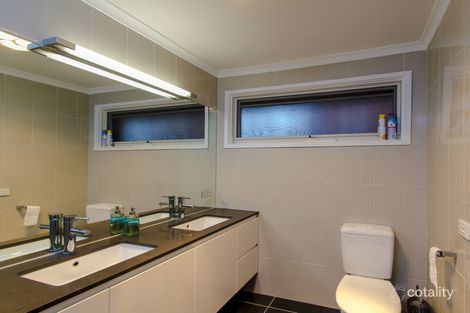Property photo of 74 George Street Scoresby VIC 3179