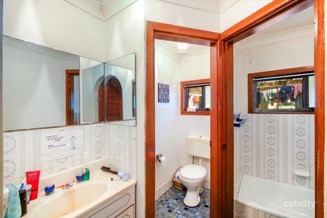 Property photo of 37 Panorama Parade Berkeley Vale NSW 2261