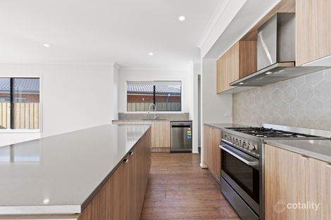 70 Cordhill Cct, Aintree, VIC 3336