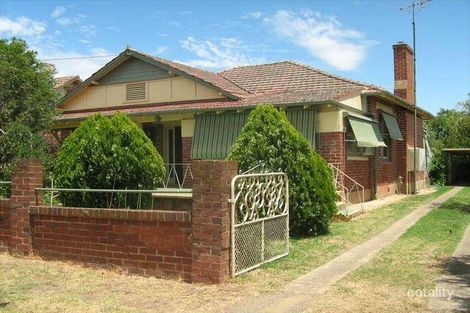 Property photo of 37 Thornhill Street Young NSW 2594