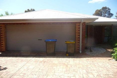 Property photo of 3 Seine Close Werribee VIC 3030