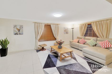 Property photo of 13 Cleveland Place Stretton QLD 4116