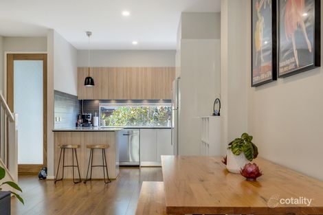 Property photo of 1/2 Dhemre Place Dallas VIC 3047