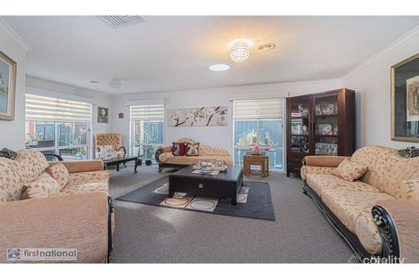 Property photo of 31 Lachlan Crescent Roxburgh Park VIC 3064