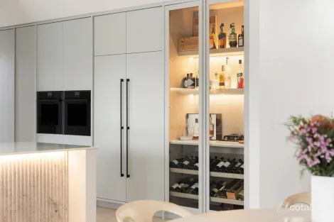 Property photo of 18 Sevira Avenue Gledswood Hills NSW 2557