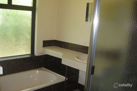 Property photo of 13 Armour Way Lesmurdie WA 6076