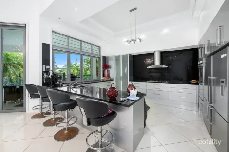 Property photo of 27 Azzurra Drive Varsity Lakes QLD 4227