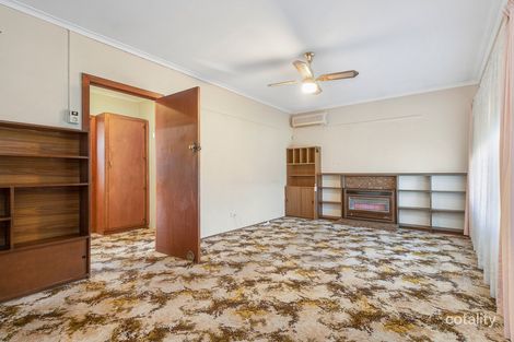 Property photo of 2 Blackbutt Court Frankston North VIC 3200