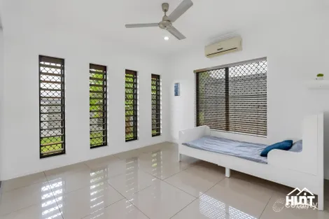 Property photo of 16 Conway Close Bentley Park QLD 4869