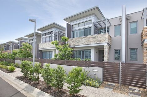 Property photo of 34 Peninsula Way Norwest NSW 2153