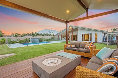 Property photo of 85 The Peninsula Helensvale QLD 4212