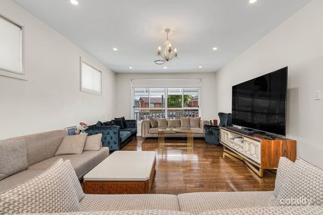 89 Rex Rd, Georges Hall, NSW 2198