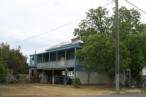 Property photo of 413 Campbell Street Depot Hill QLD 4700